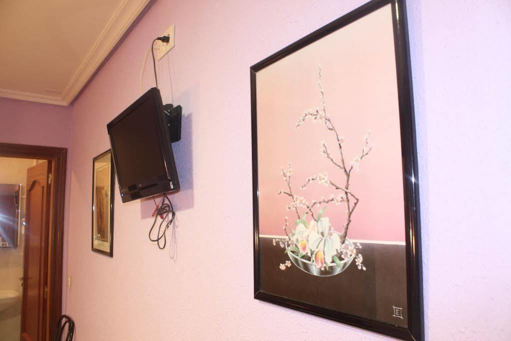 Hostal Temino Burgo Esterno foto